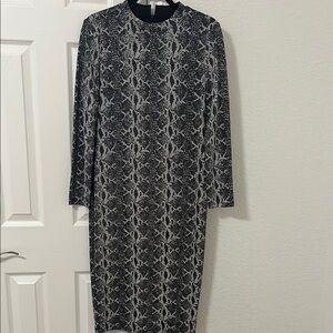 Elegant Black and White Snakeskin design dress